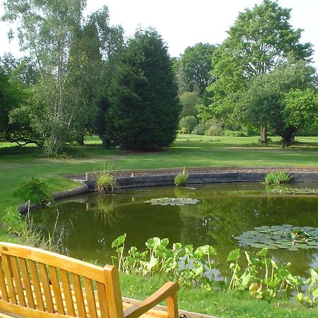 Farnham House Hotel 외부 사진